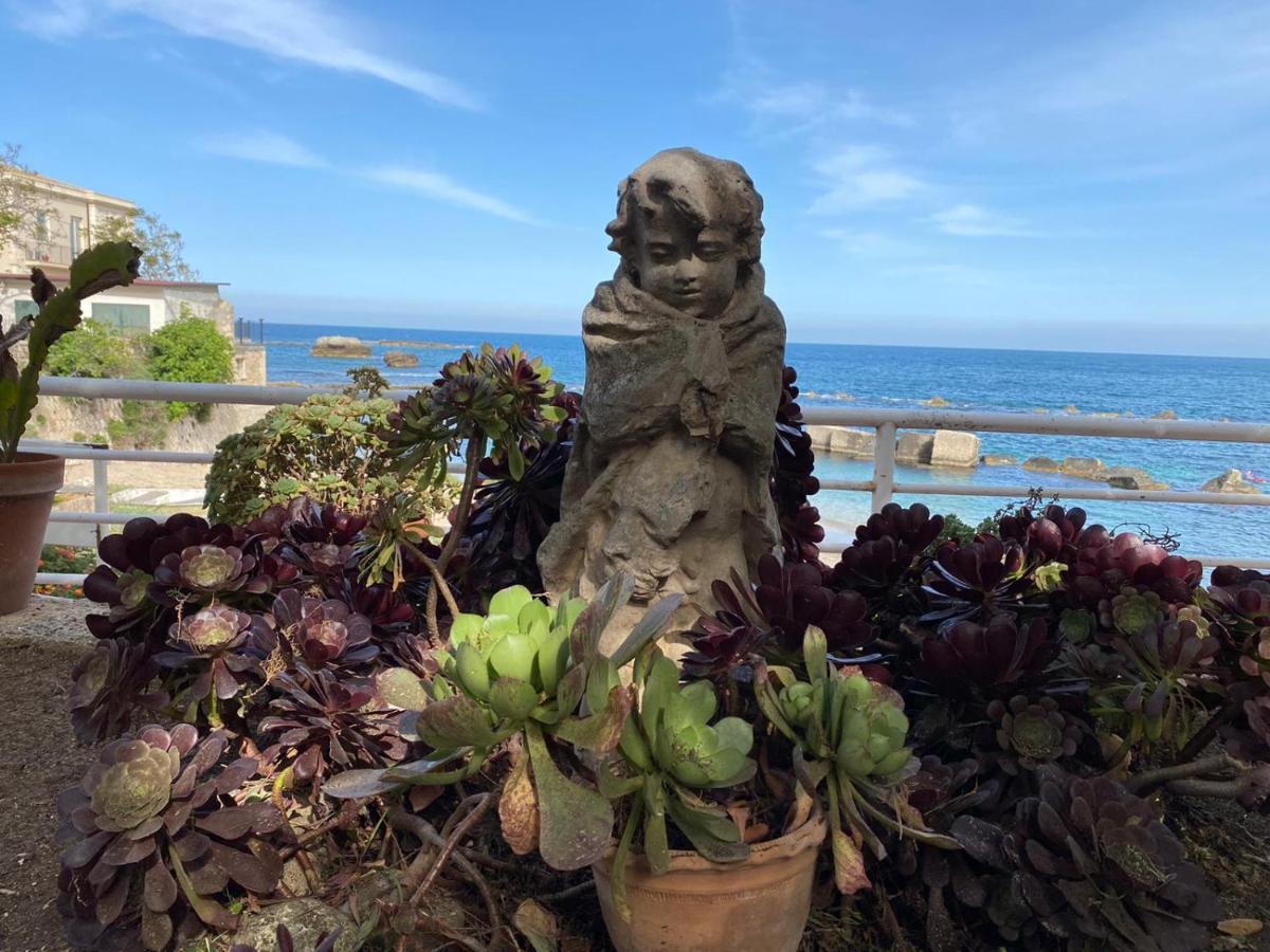 Riviera Villa Sul Mare Syracuse ภายนอก รูปภาพ
